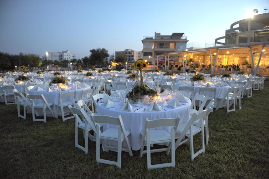 Polyxenia Isaak Luxury And Apartment Protaras